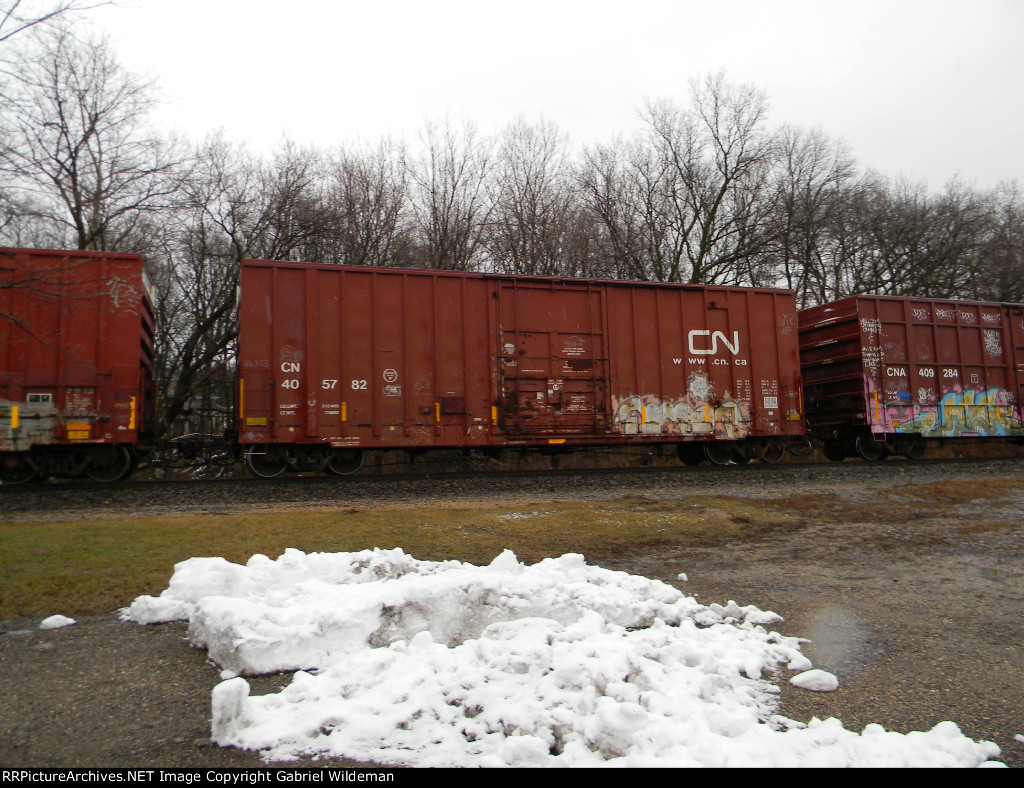 CN 405782